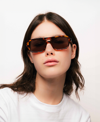 Messy Weekend Burt in Brown Tortoise
